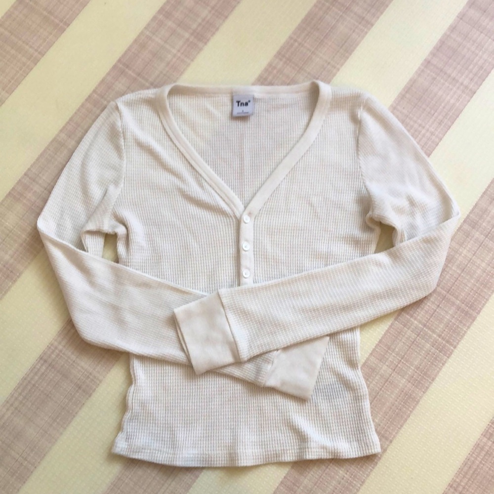 Aritzia TNA waffle long sleeve tee
